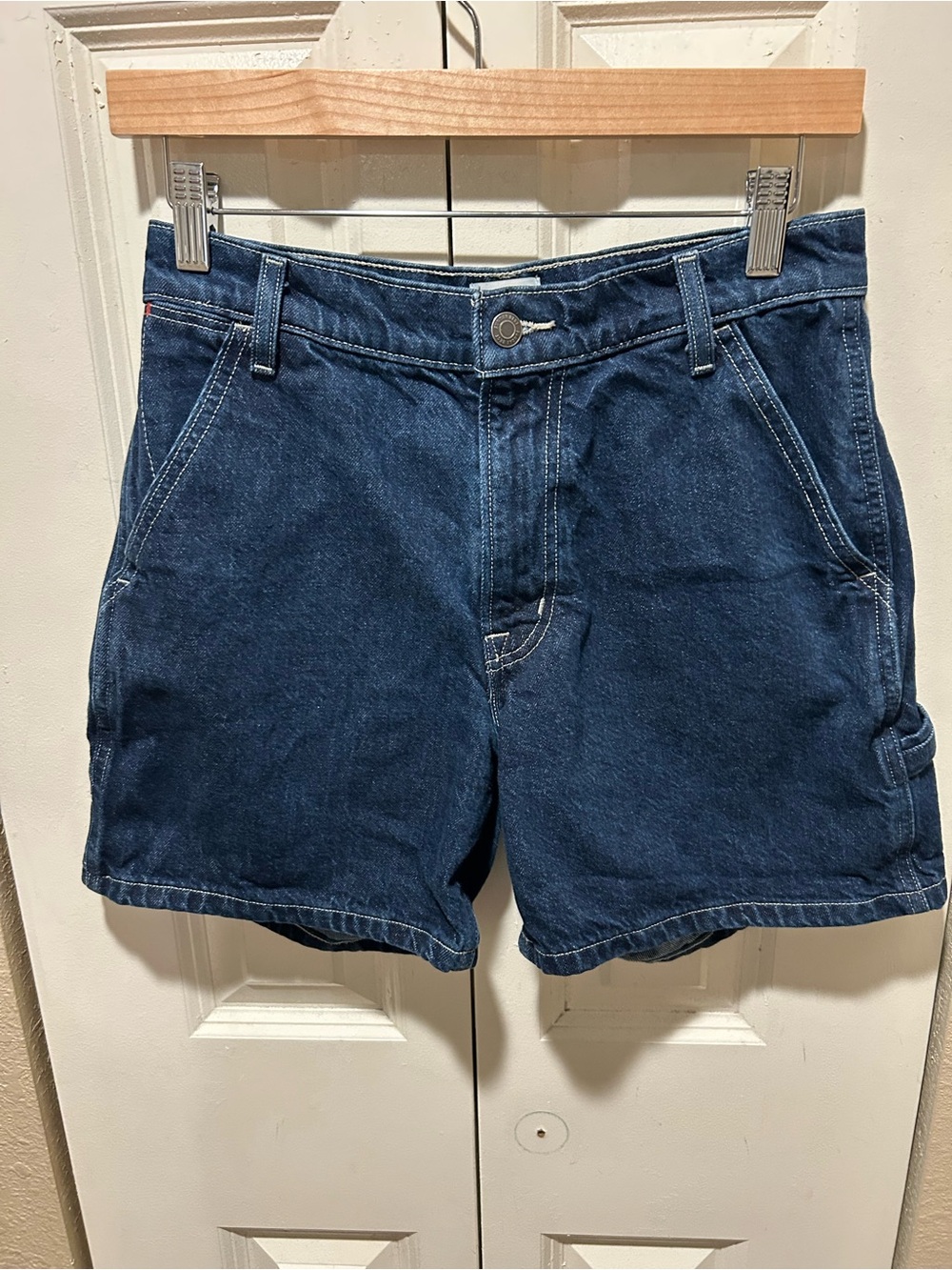Aritzia Sunday Best Cargo Denim Blue Shorts , size 26